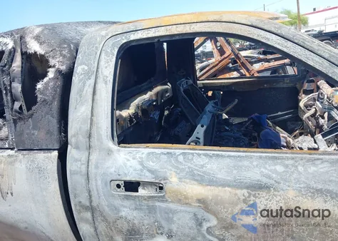 2017 Ram 2500 Tradesman 4X4 8' Box from USA, damaged, VIN 3C6LR5AT2HG771227